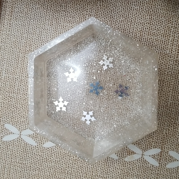 Handmade box and earrings set. - Picture 8 of 9